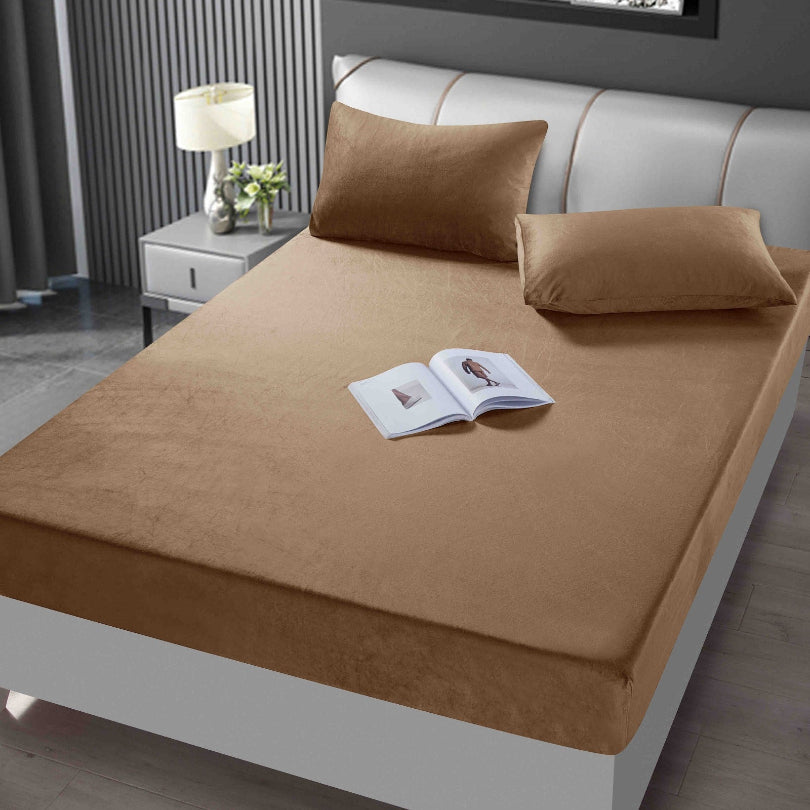 Husa de Pat din Catifea - Set 3 Piese | Calitate Premium si Confort Exceptional | COD 0900-J