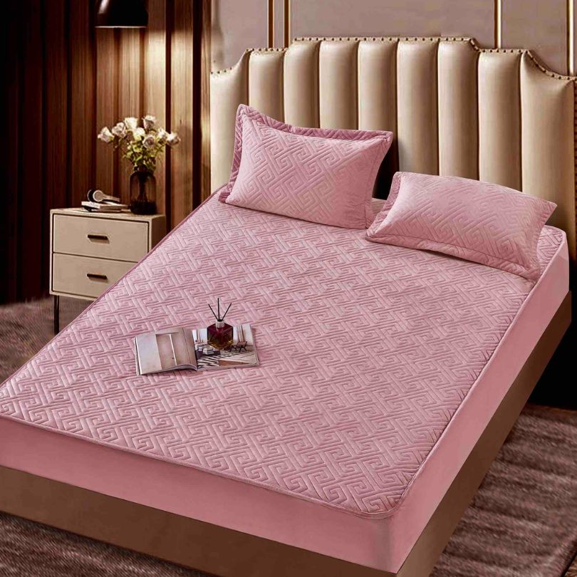 Husa de pat topper catifea – Set complet 3 piese, confort si eleganta pentru patul tau 160X200cm | COD 1538J
