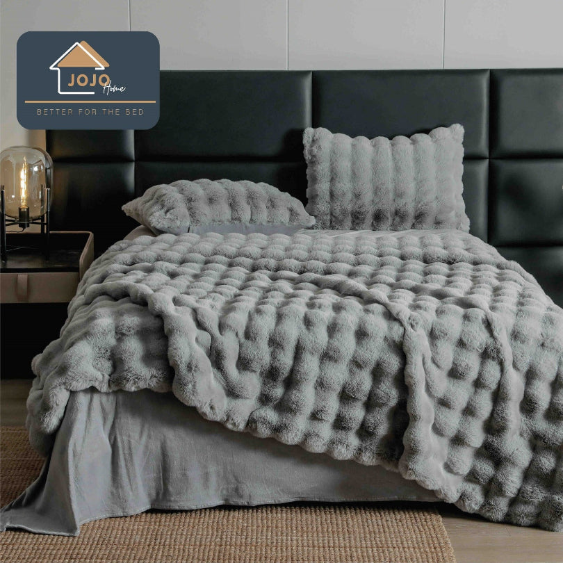 Lenjerie de Pat cu Blanita de Iepure Artificiala - Set 6 Piese | Confort si Eleganta | COD 0866-J